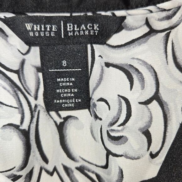 White House Black Market Monochrome Floral Top Size 8 - Picture 3 of 4